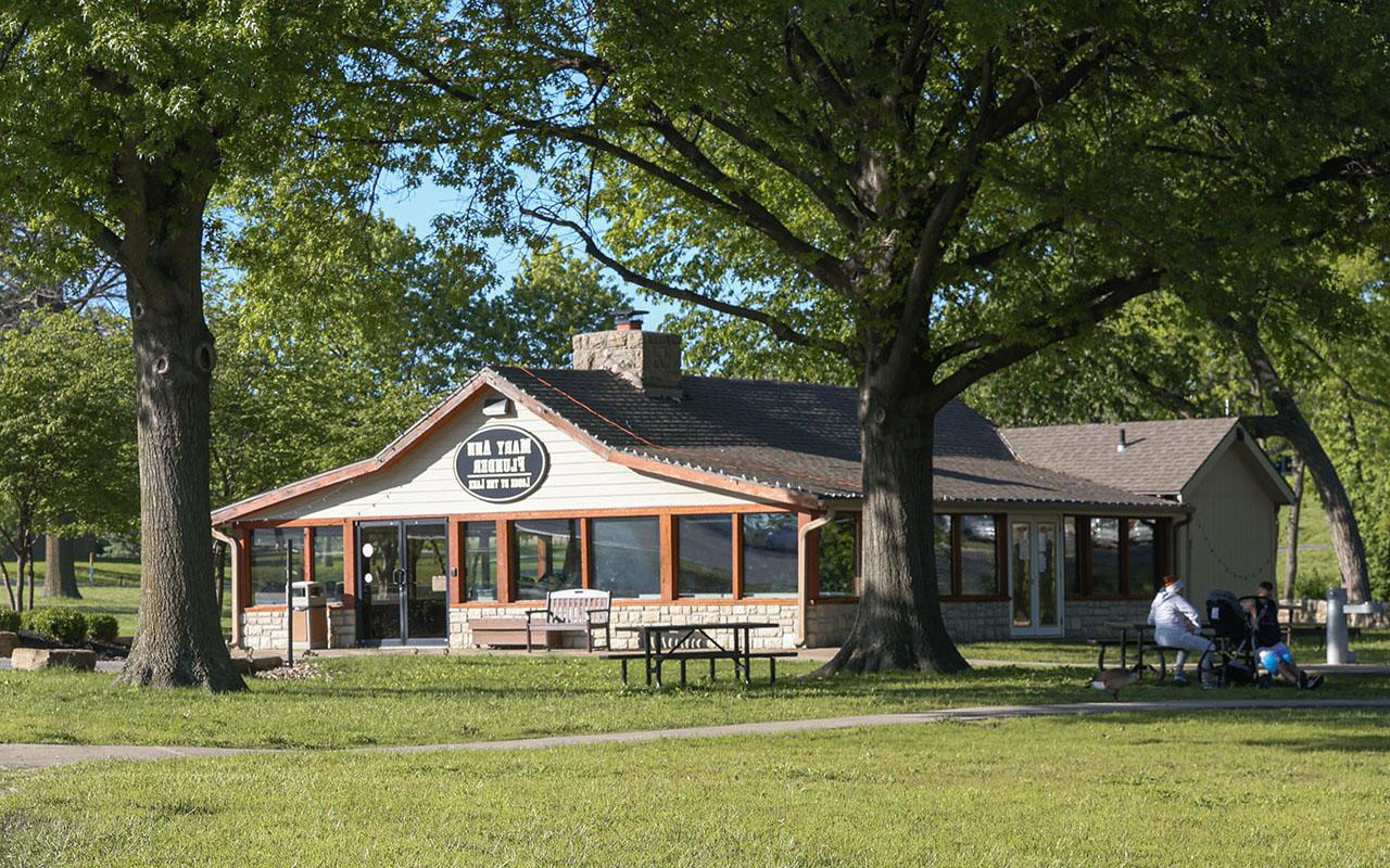 Mary Ann Flunder Lodge by the Lake